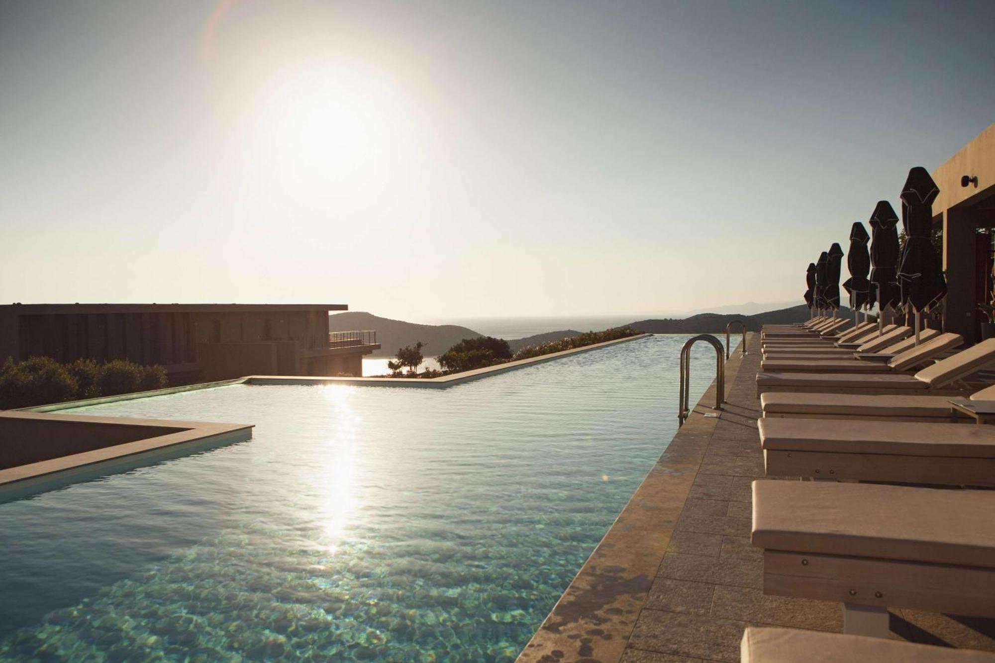 Domes Aulus Elounda All-Inclusive Resort, Adults Only, Curio By Hilton 外观 照片