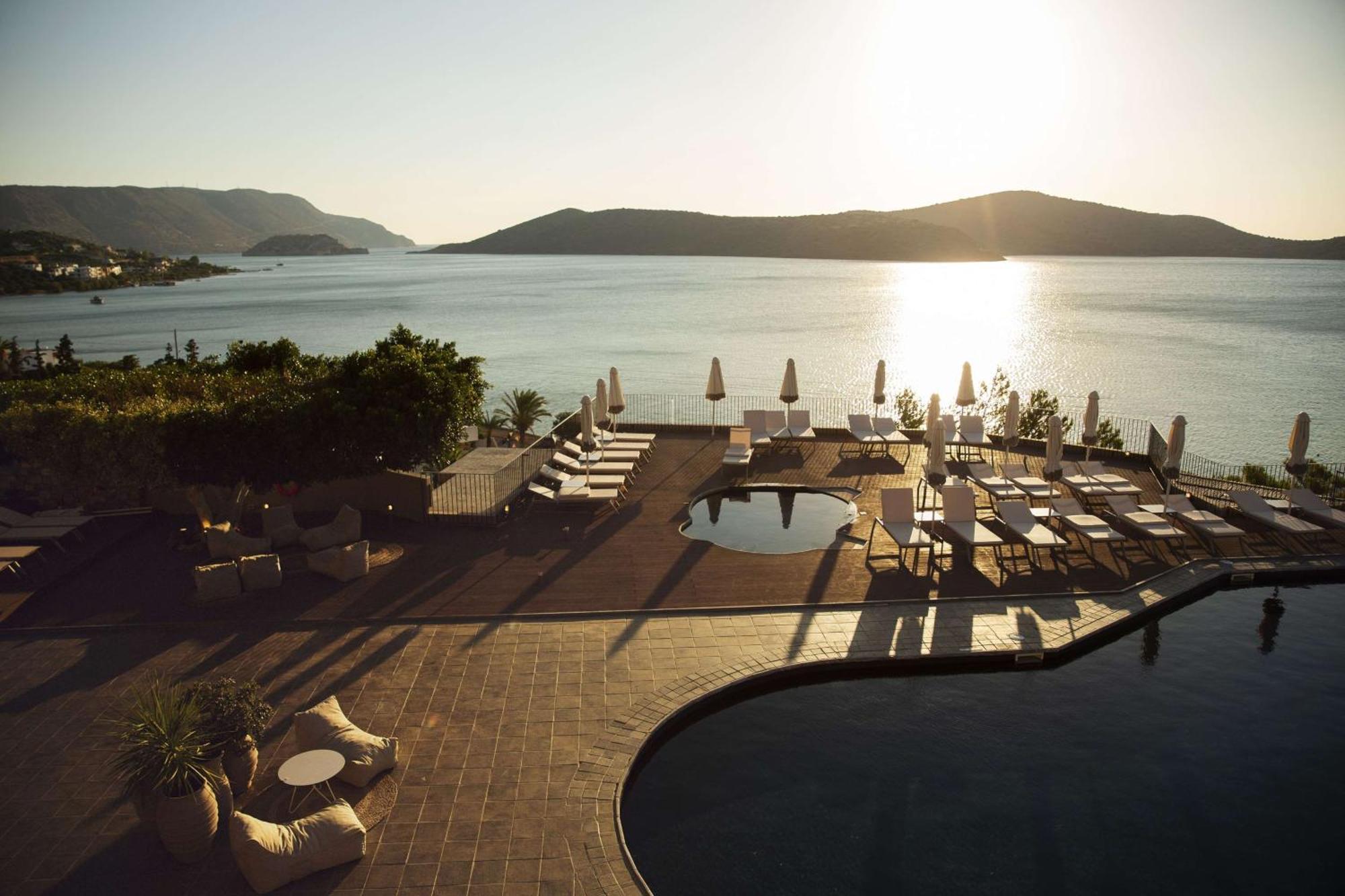 Domes Aulus Elounda All-Inclusive Resort, Adults Only, Curio By Hilton 外观 照片